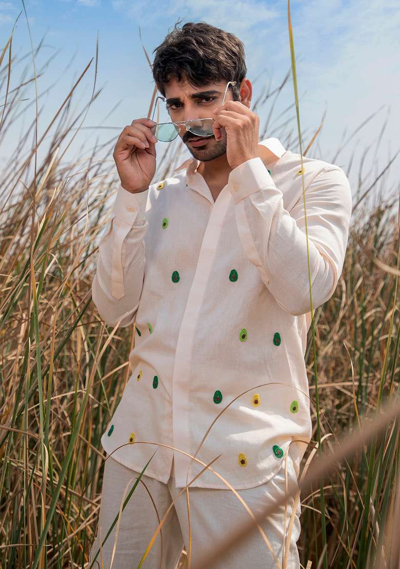 Pink Hand Embroidered Avo Bravo Shirt For Men - Indya