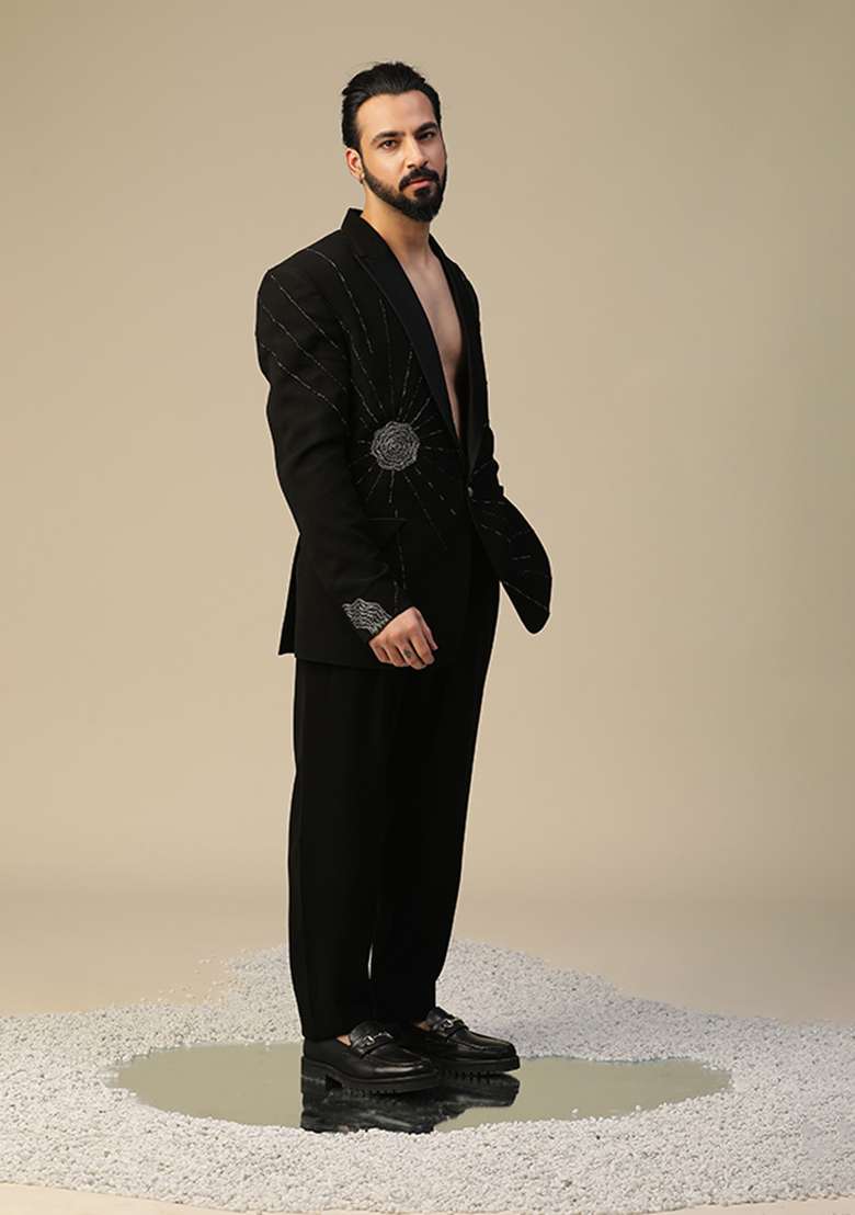 Black Zardozi Embroidered Chandra Suit Set - Indya