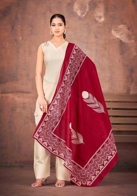 Off White Printed Viscose Kurta Set