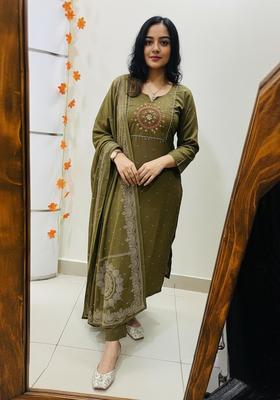 Green Floral Print Rayon Kurta Set