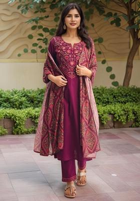 Wine Floral Print Rayon Kurta Set