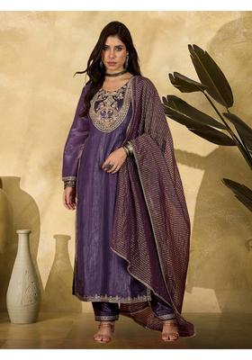 Lavender Embroidery Silk Kurta Set
