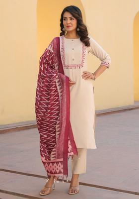 Off White Embroidery Cotton Kurta Set