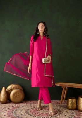 Pink Solid Viscose Kurta Set