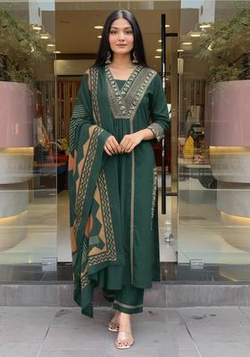 Green Embroidery Rayon Kurta Set