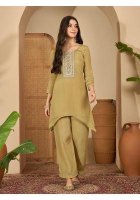 Beige Embroidery Silk Kurta Set