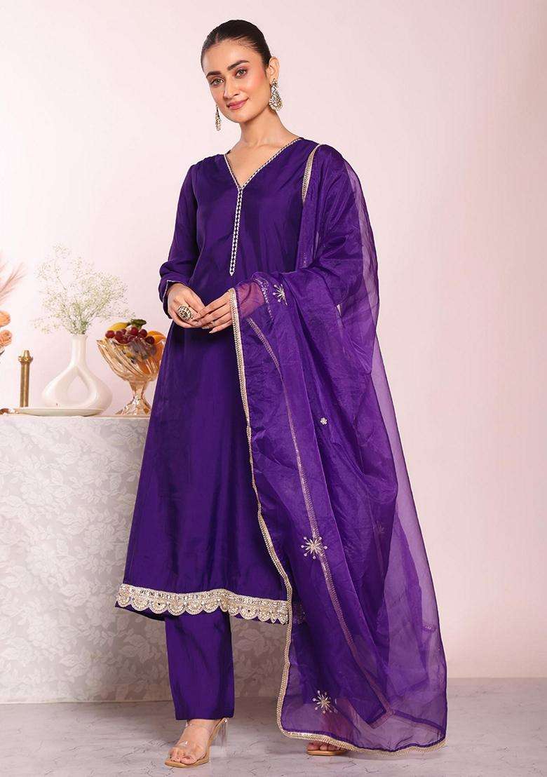 Purple Embroidery Silk Blend Kurta Set - Indya