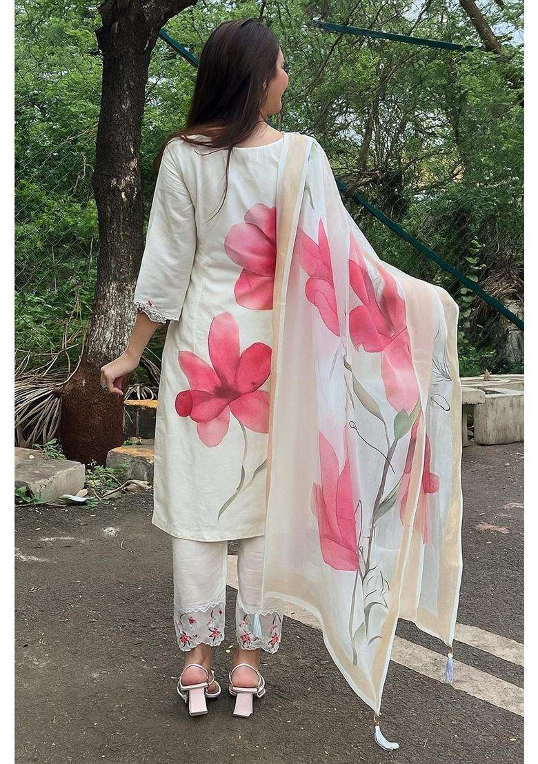 White Embroidery Chanderi Kurta Set - Indya