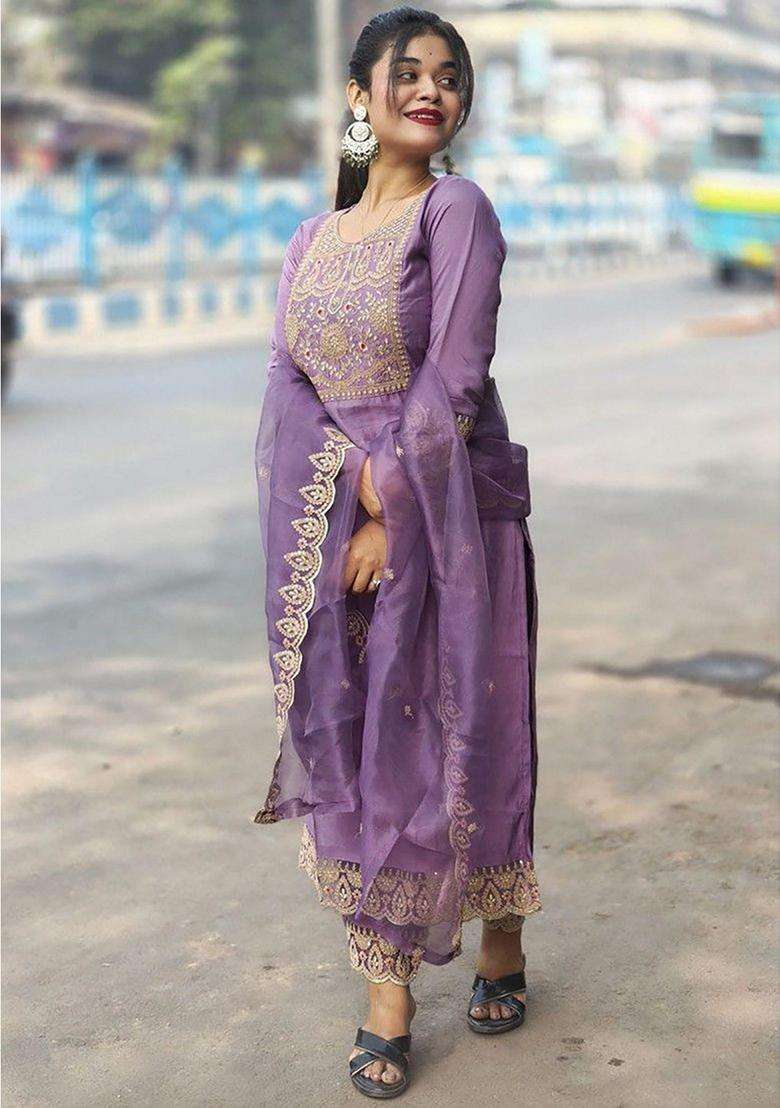 Purple Embroidery Cotton Kurta Set - Indya