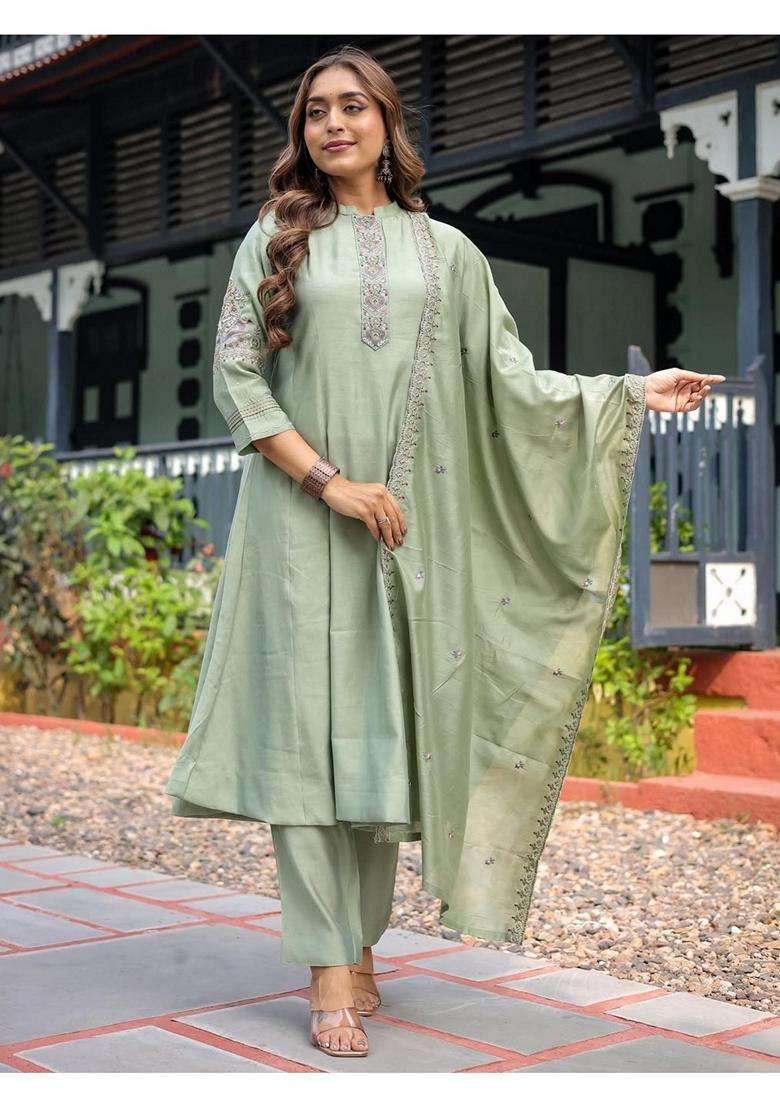 Silver Embroidery Muslin Kurta Set - Indya