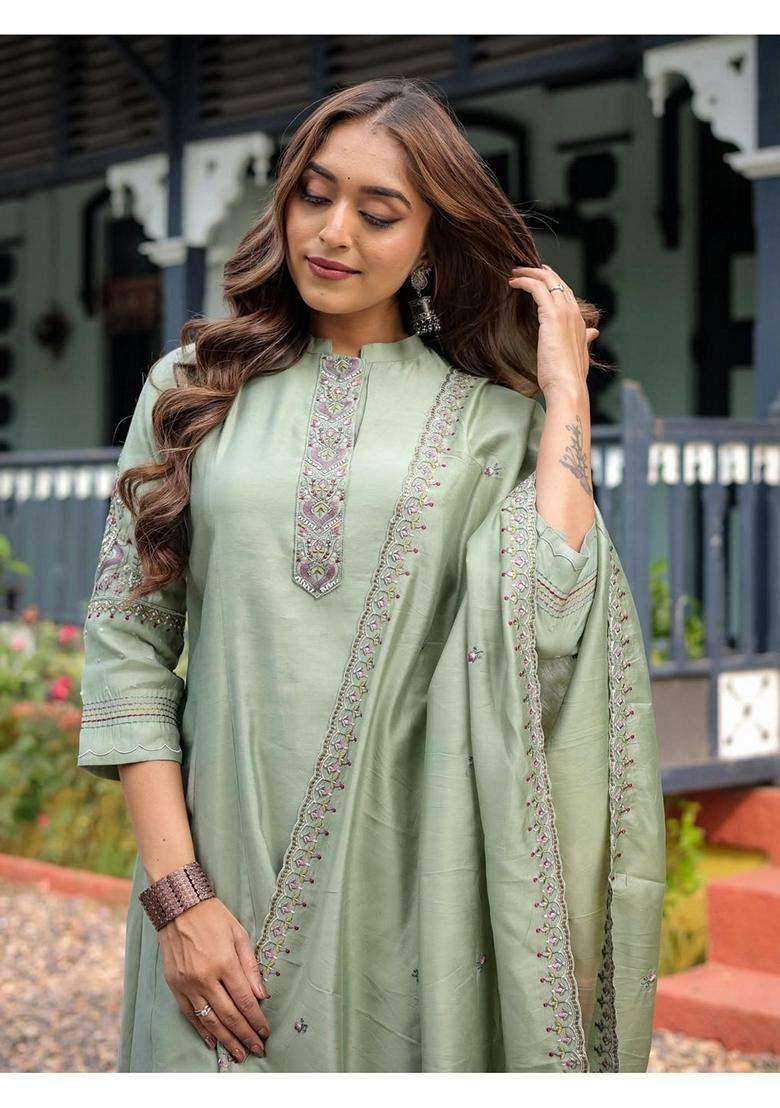 Silver Embroidery Muslin Kurta Set - Indya