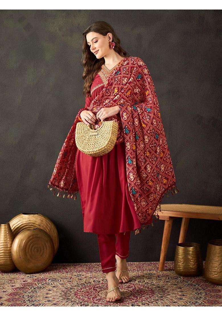 Maroon Embroidery Crepe Kurta Set - Indya
