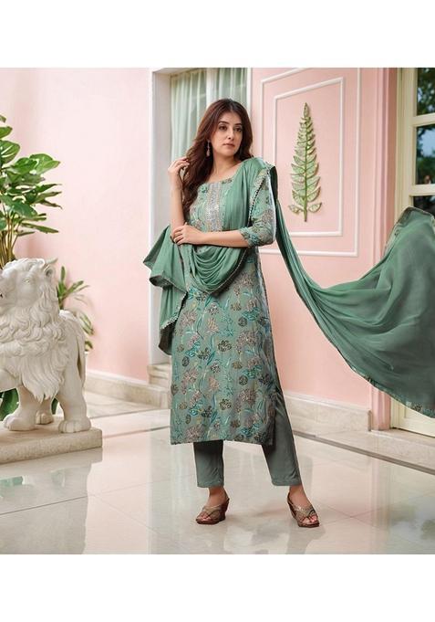 Green Floral Rayon Kurta Set — view on Indya