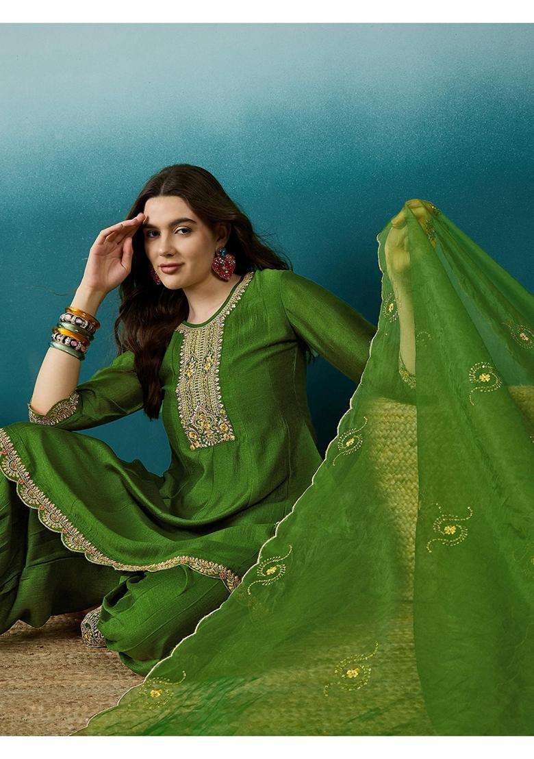 Green Embroidery Silk Blend Kurta Dhoti Set - Indya