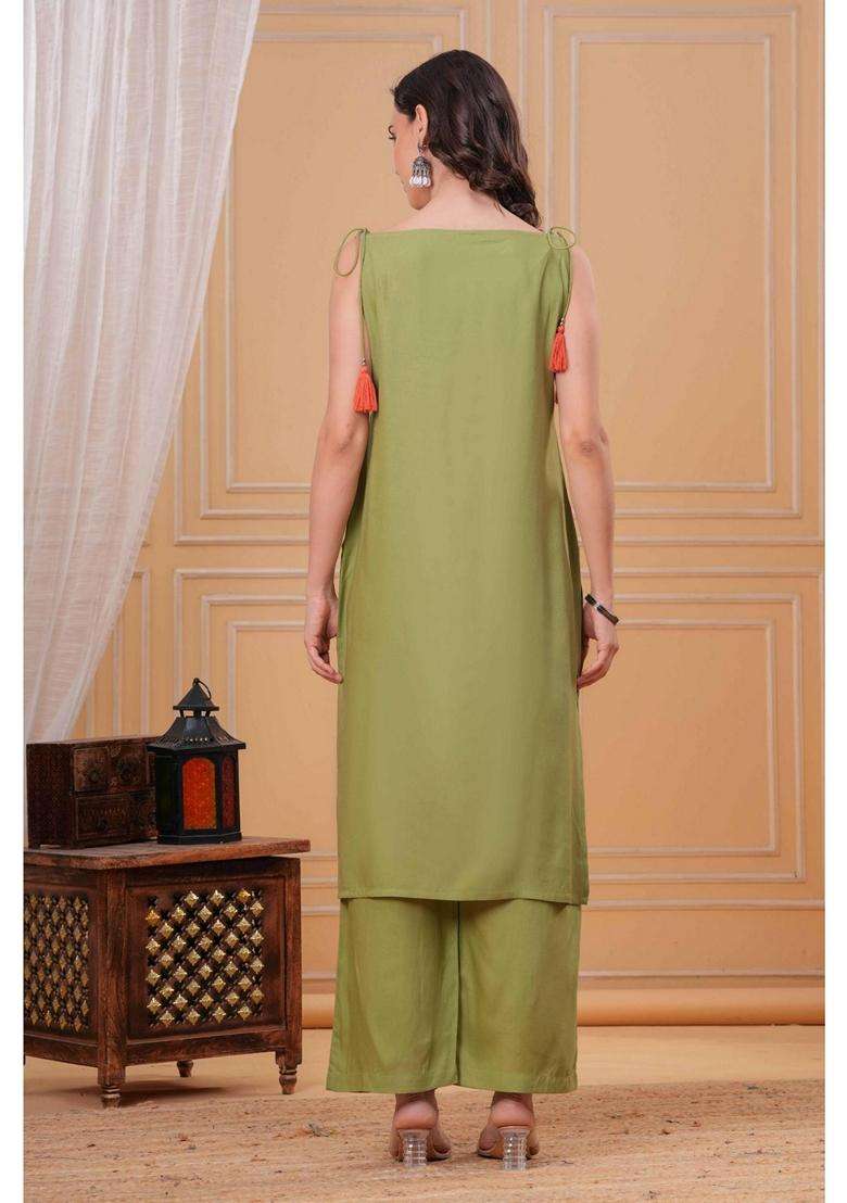 Green Embroidery Rayon Kurta Set - Indya