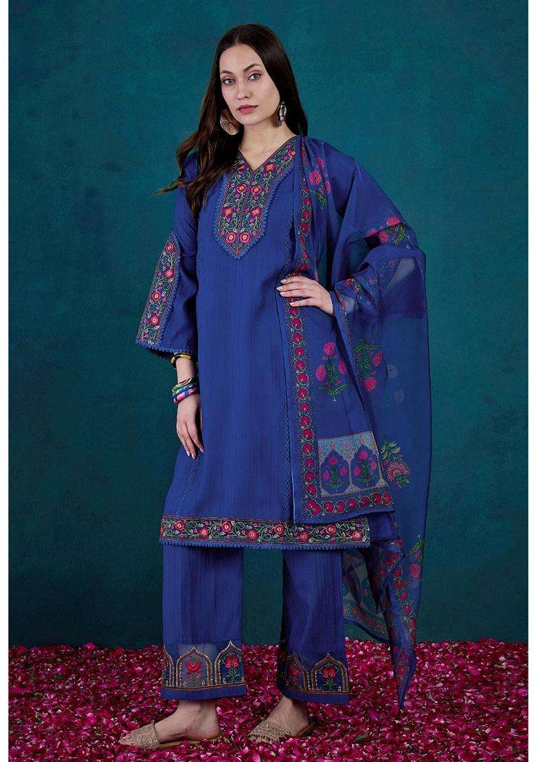 Blue Embroidery Silk Blend Kurta Set - Indya