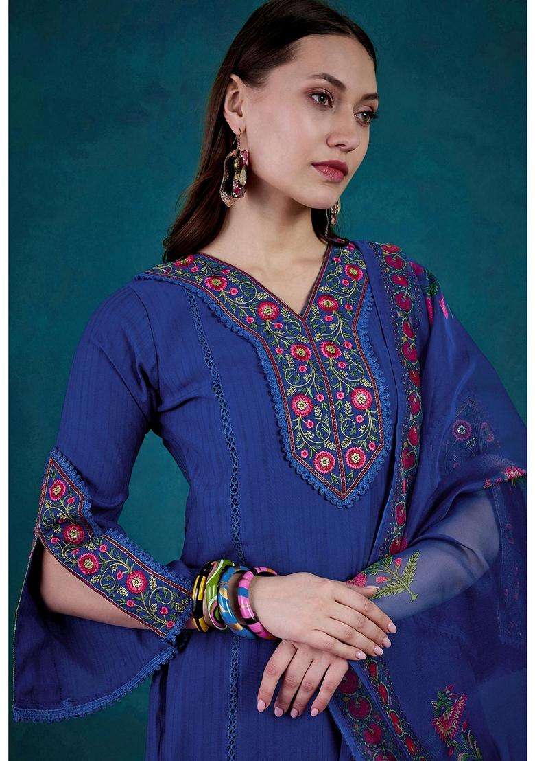 Blue Embroidery Silk Blend Kurta Set - Indya