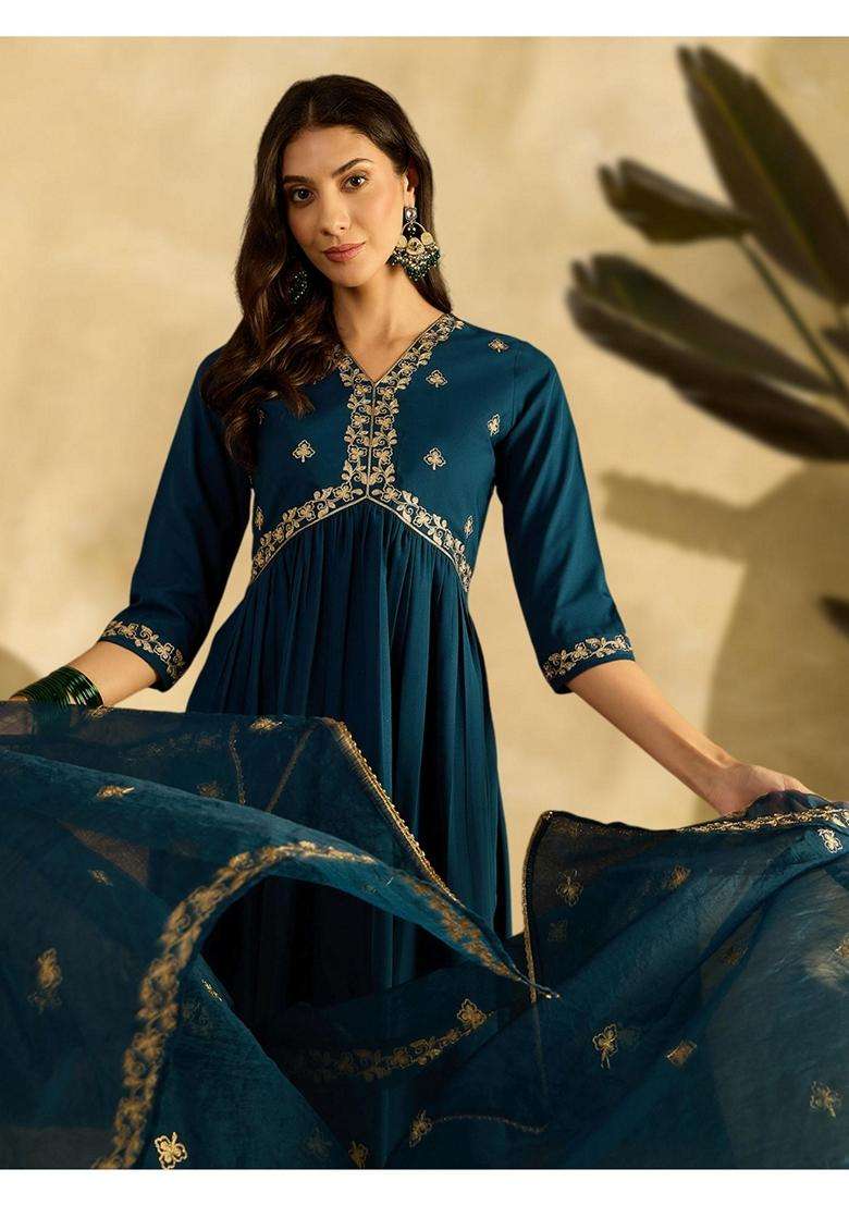 Blue Embroidery Crepe Kurta Set - Indya