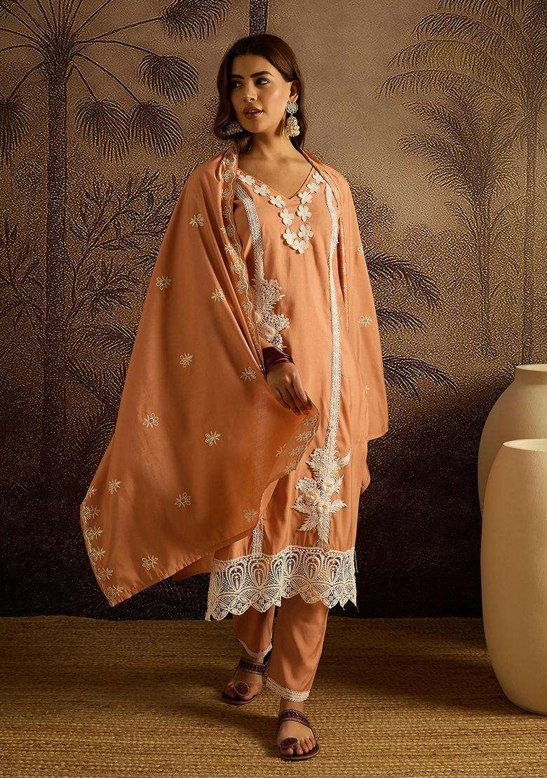 Peach Embroidery Silk Blend Kurta Set - Indya