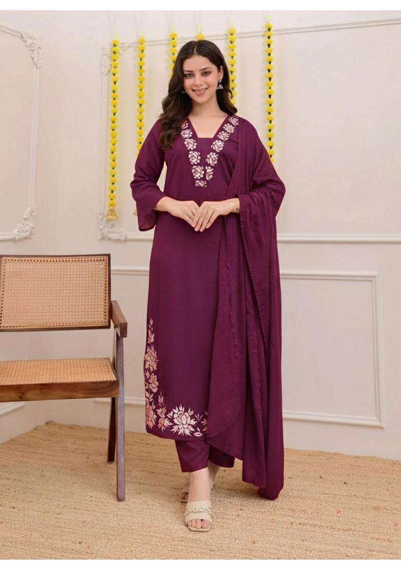 Wine Floral Rayon Kurta Set - Indya