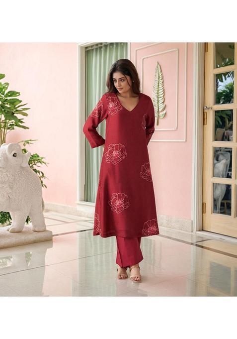 Red Floral Rayon Kurta Set — view on Indya