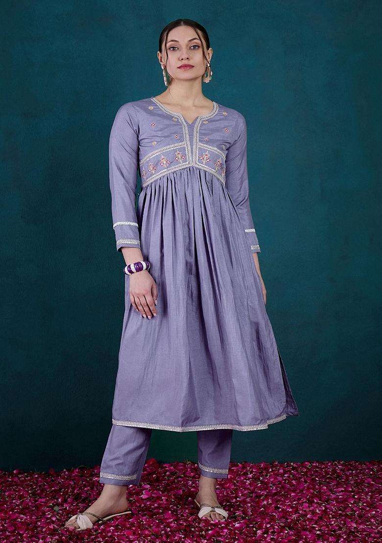 Purple Embroidery Silk Blend Kurta Set - Indya