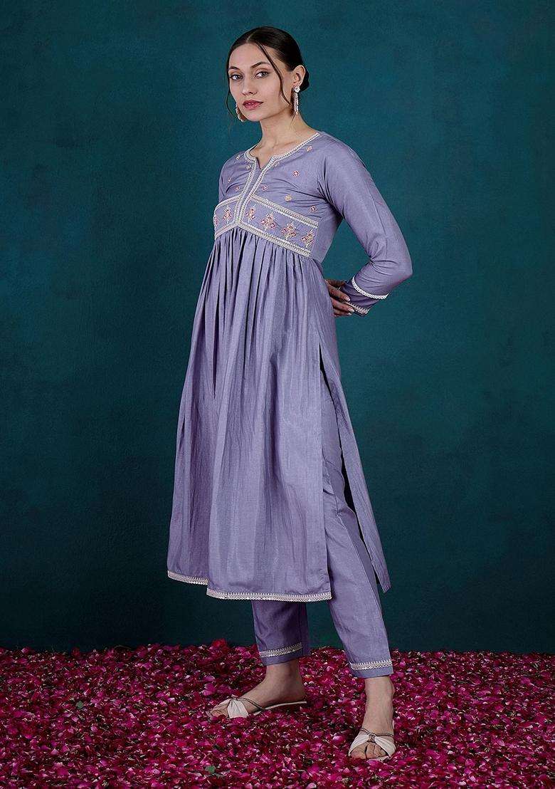 Purple Embroidery Silk Blend Kurta Set - Indya
