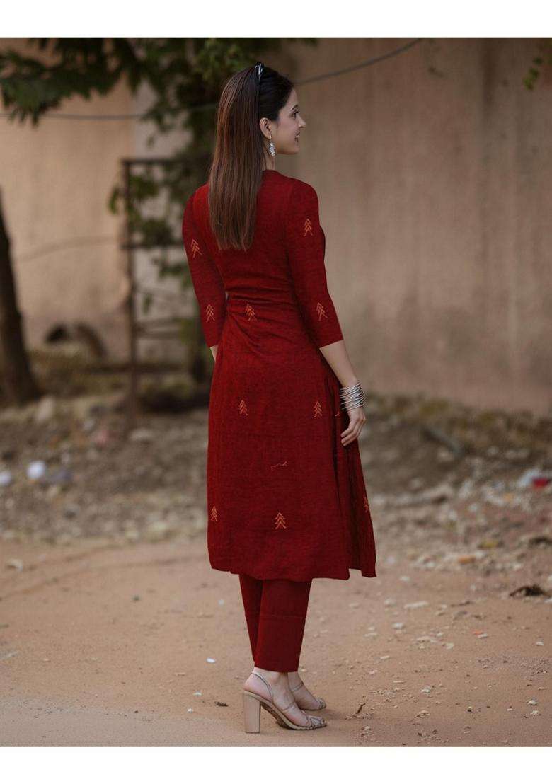 Maroon Embroidery Rayon Kurta Set - Indya