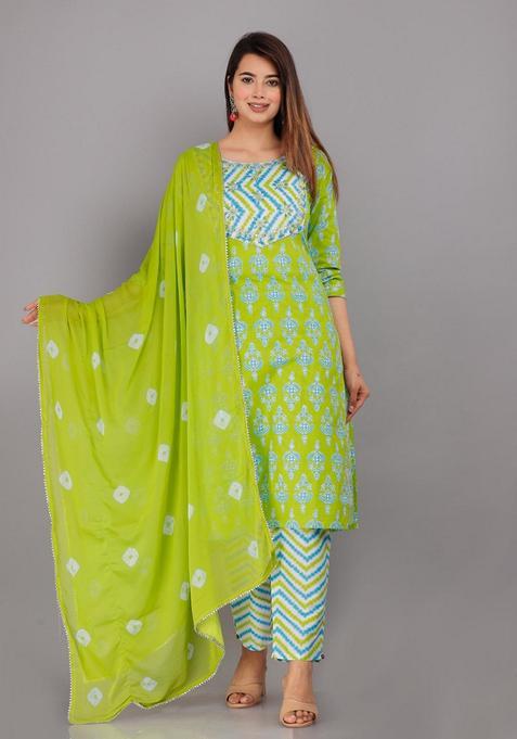 Green Floral Cotton Kurta Set — view on Indya