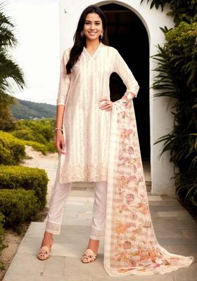 Off White Embroidery Chanderi Kurta Set