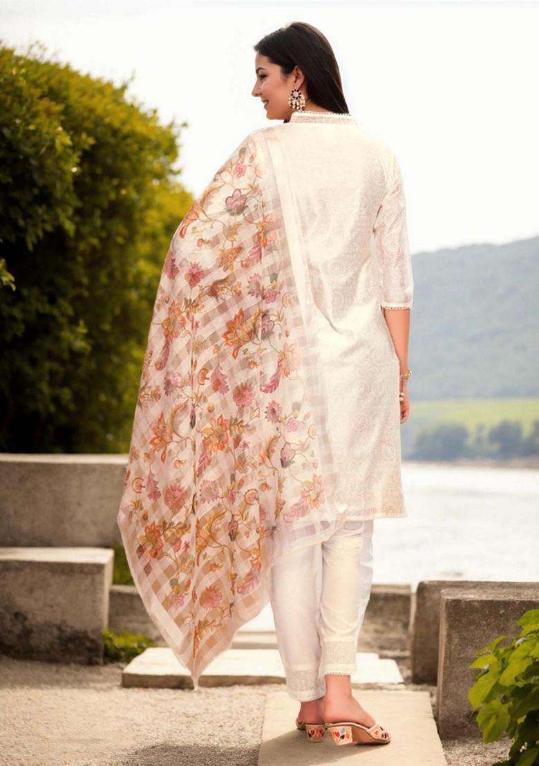 Off White Embroidery Chanderi Kurta Set - Indya