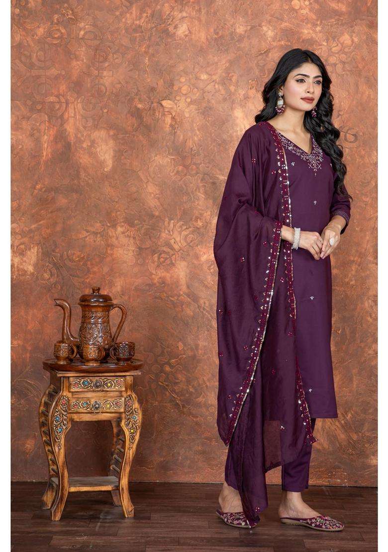 Purple Embroidery Silk Blend Kurta Set - Indya