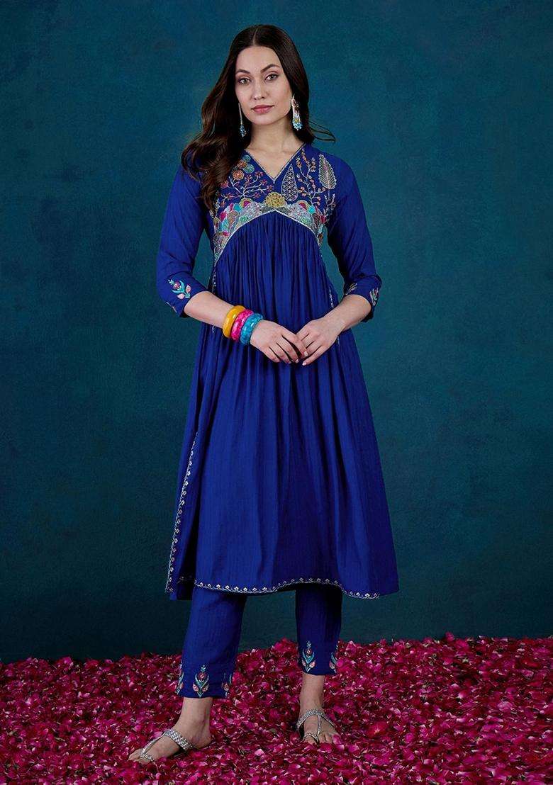 Blue Embroidery Georgette Kurta Set - Indya