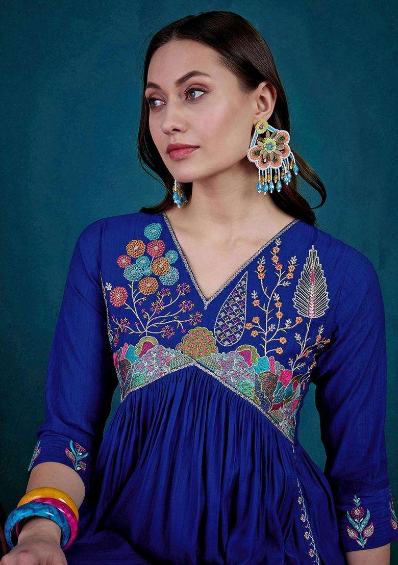 Blue Embroidery Georgette Kurta Set - Indya