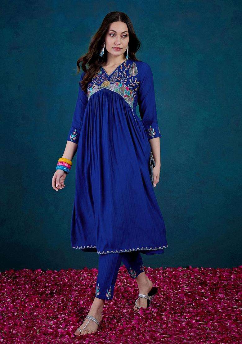 Blue Embroidery Georgette Kurta Set - Indya