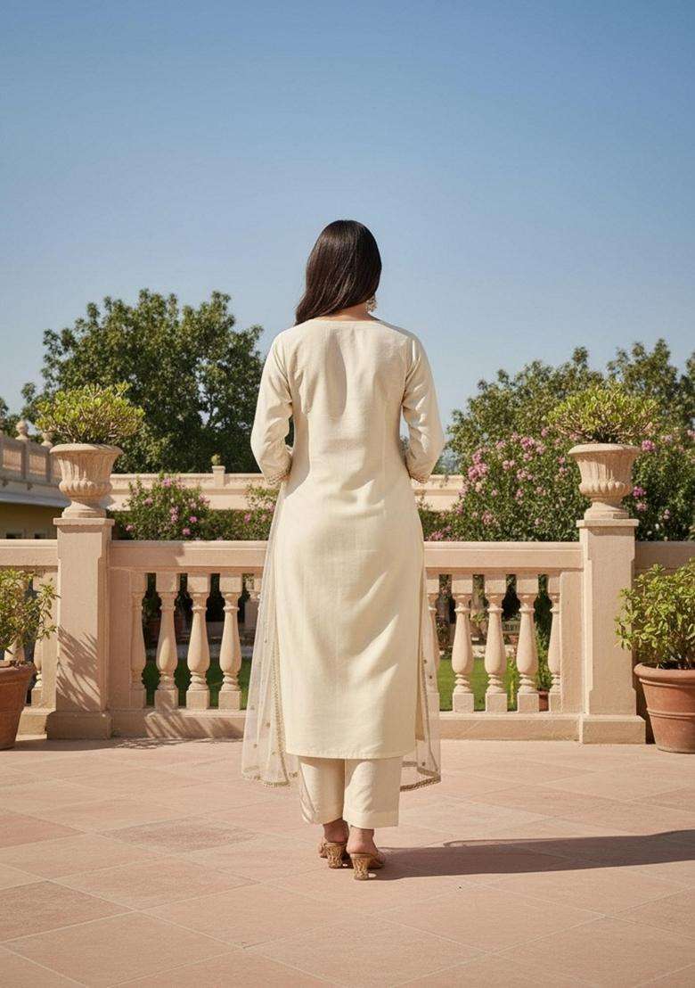 Off White Embroidery Silk Blend Kurta Set - Indya