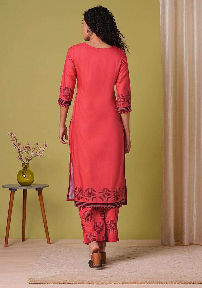 Red Solid Rayon Kurta Set - Indya