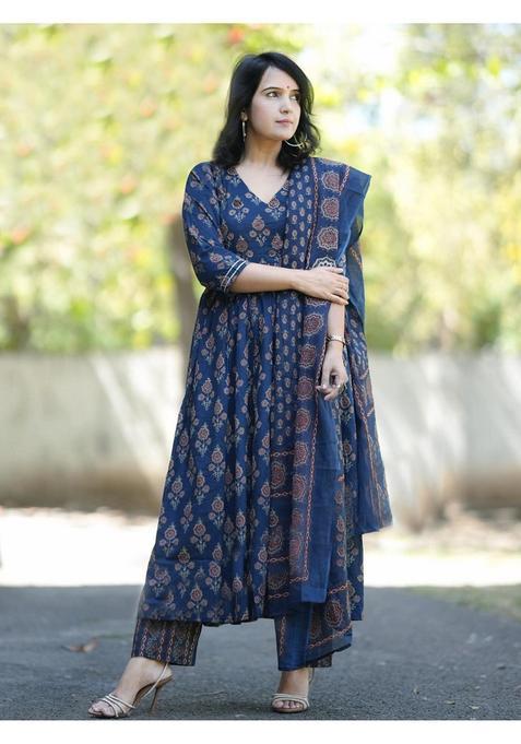 Blue Floral Rayon Anarkali Set — view on Indya