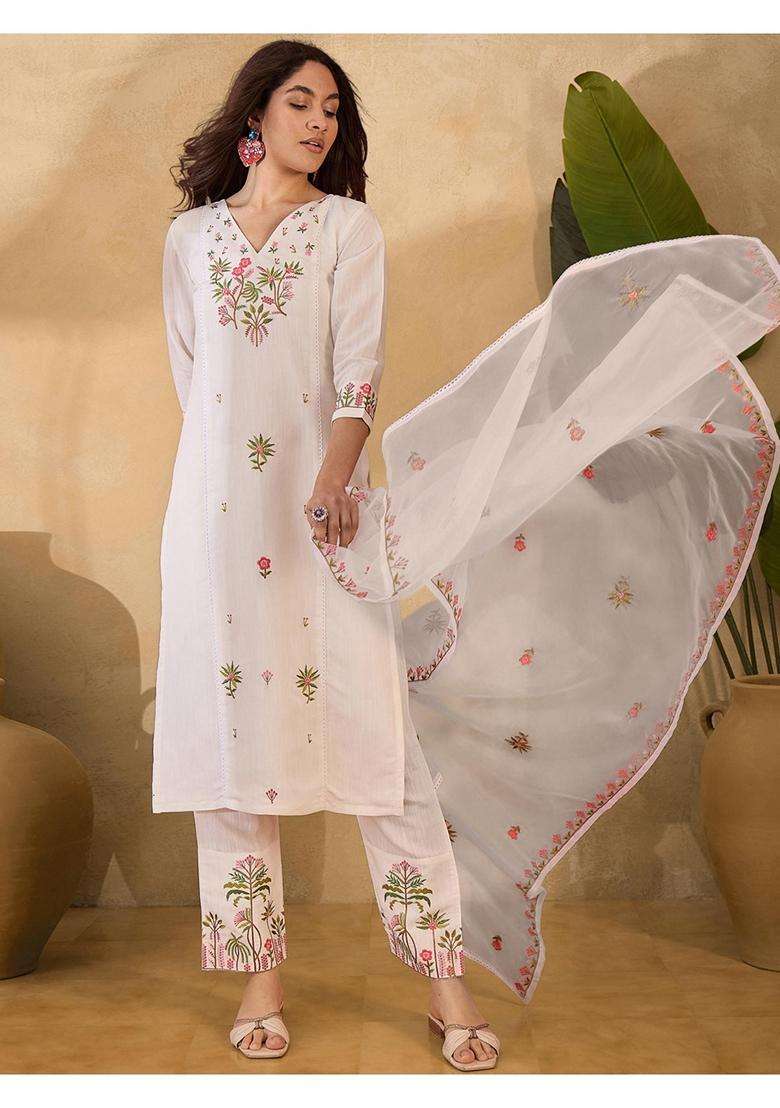 Off White Embroidery Silk Blend Kurta Set - Indya