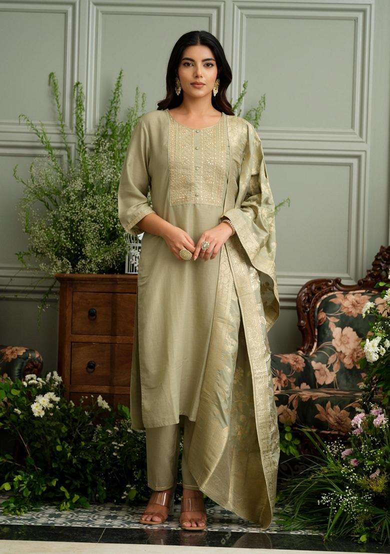 Light Green Embroidery Silk Blend Kurta Set - Indya