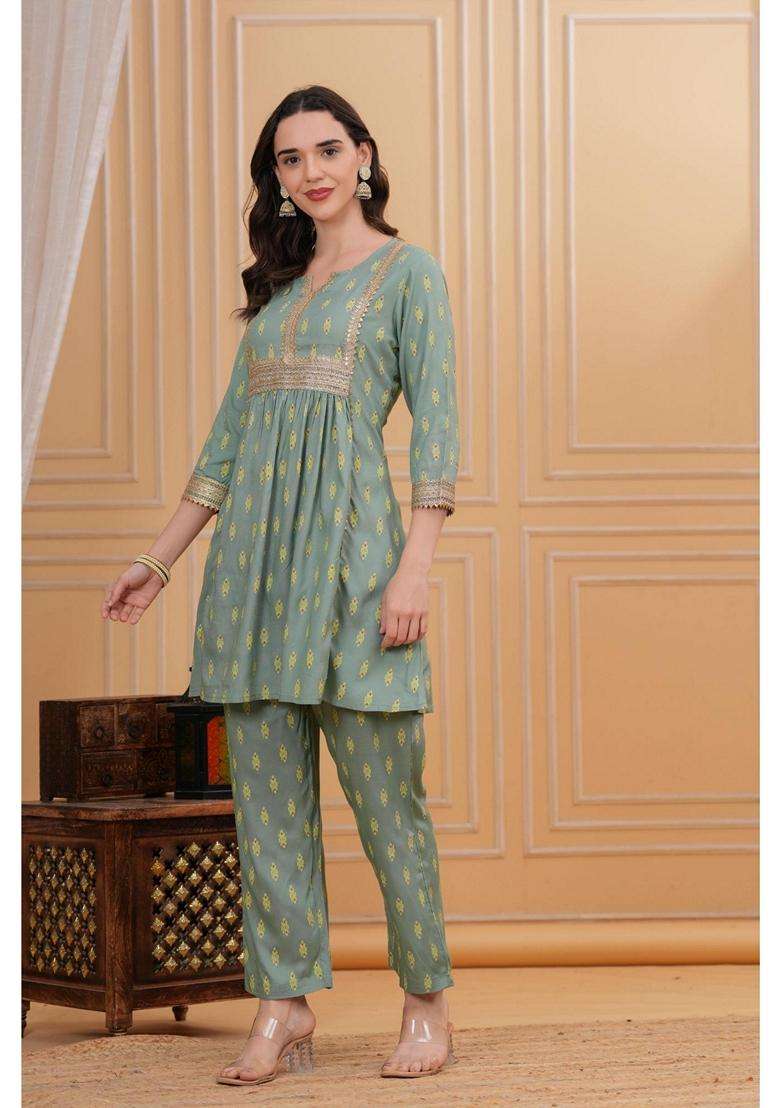 Green Printed Rayon Kurta Set - Indya