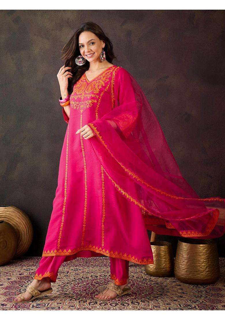 Pink Embroidery Silk Blend Kurta Set - Indya