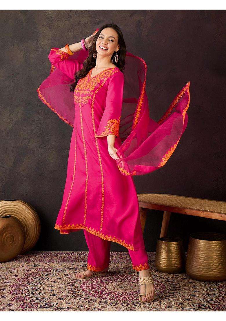Pink Embroidery Silk Blend Kurta Set - Indya
