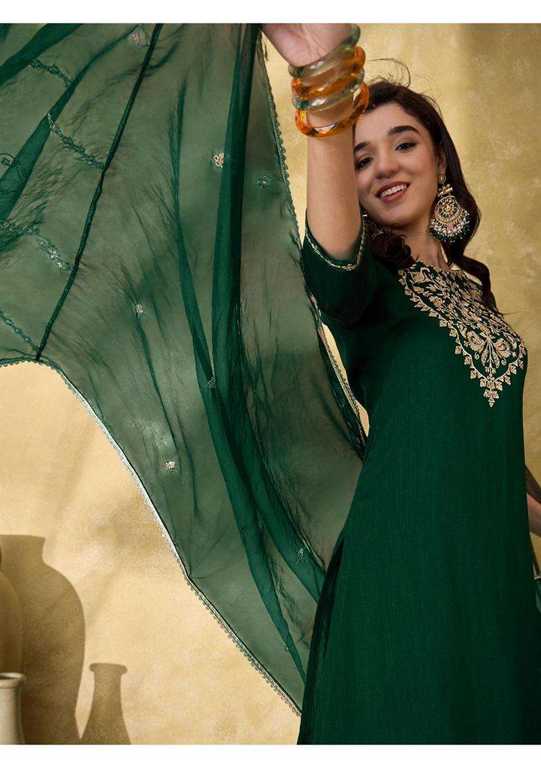 Green Embroidery Silk Blend Kurta Set - Indya