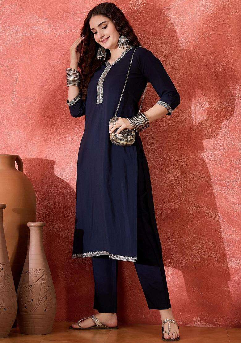 Blue Embroidery Silk Blend Kurta Set - Indya