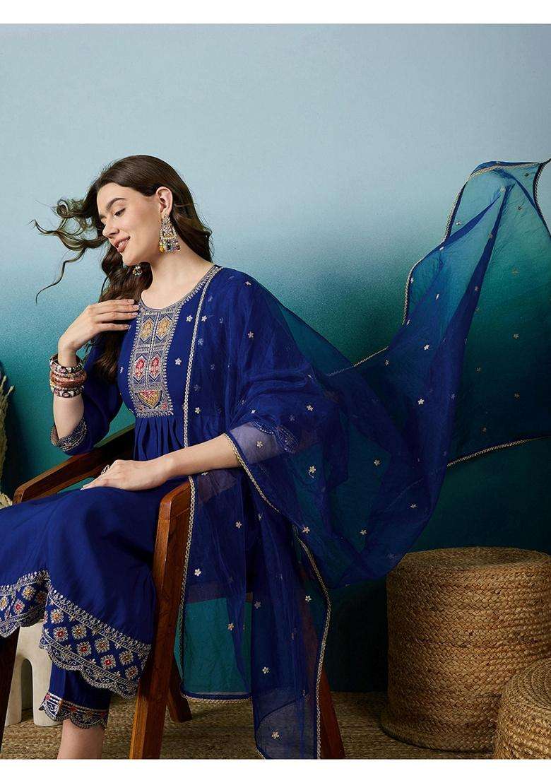 Blue Embroidery Silk Blend Kurta Set - Indya