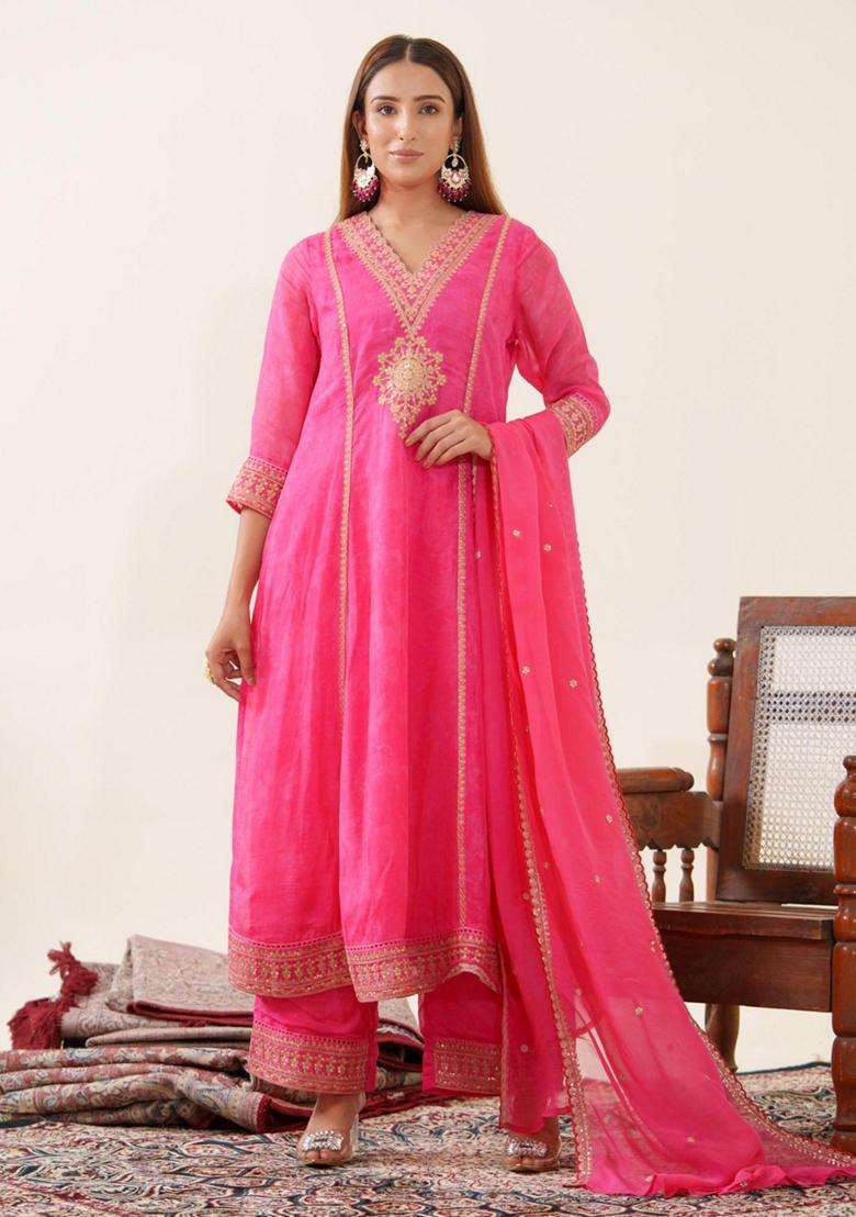 Pink Embroidery Silk Blend Kurta Set - Indya