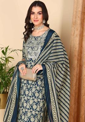 Navy Blue Floral Print Blended Kurta Set