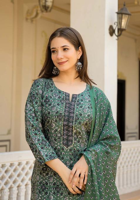 Green Printed Blended Salwar Suit Set — view on Indya
