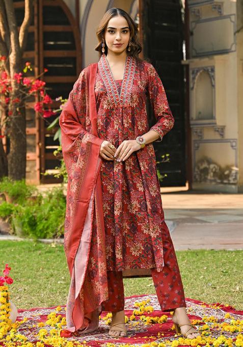 Red Floral Print Rayon Kurta Set — view on Indya